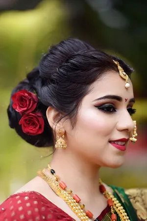 30+ Latest Indian Bridal Wedding Hairstyles Images 2021-2022 | Bridal bun, Bridal  hairstyle indian wedding, Bridal hair buns